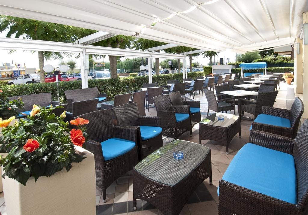 Hotel Odeon Cervia Exterior photo